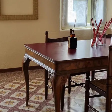 Clara's House