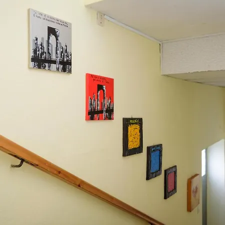 Clara's House شقة Quara