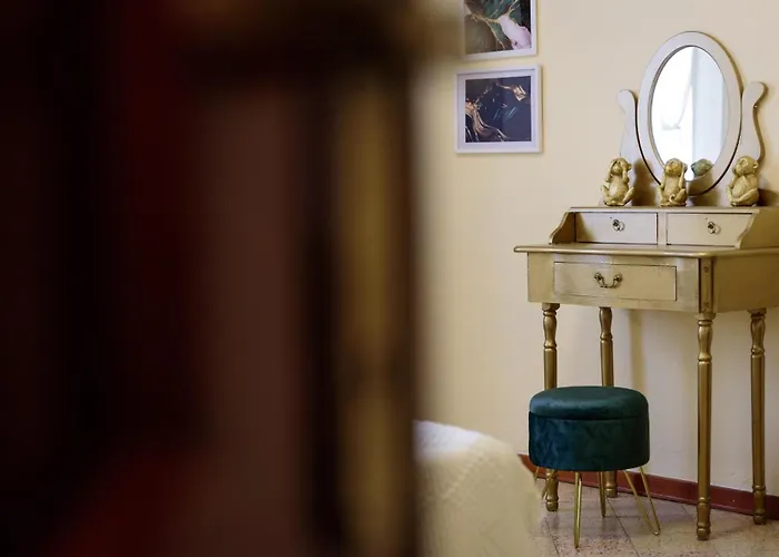 Clara's House * Quara